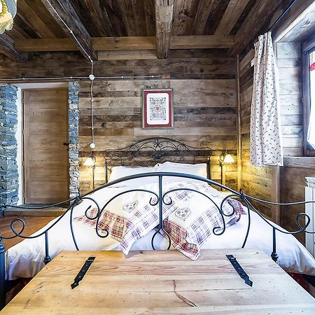 Le Thovex Bed & Breakfast La Thuile Bagian luar foto