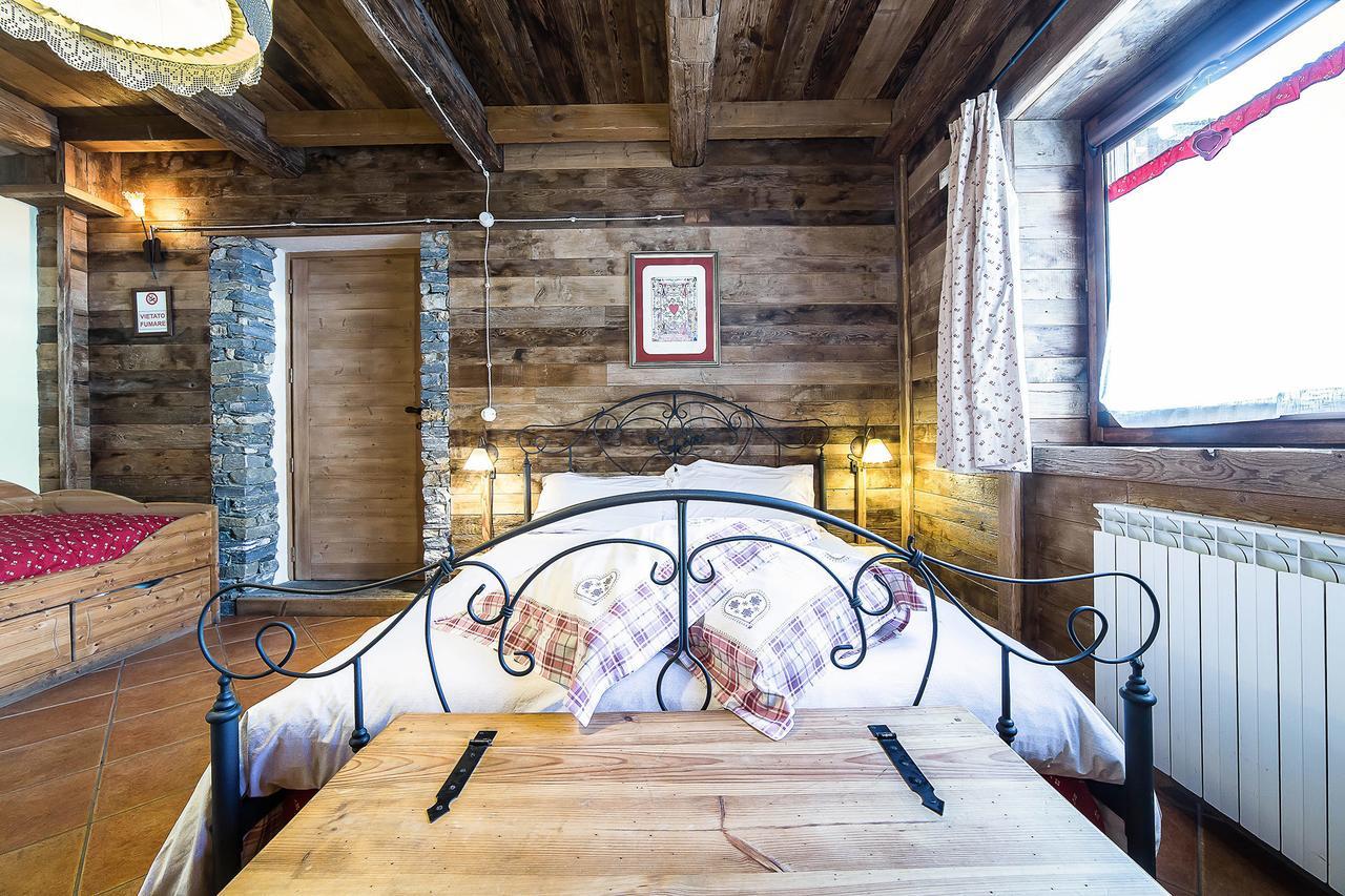 Le Thovex Bed & Breakfast La Thuile Bagian luar foto