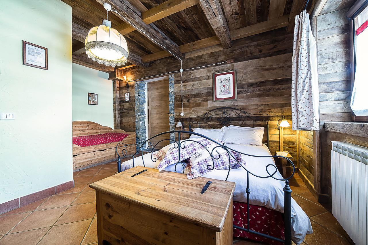 Le Thovex Bed & Breakfast La Thuile Bagian luar foto