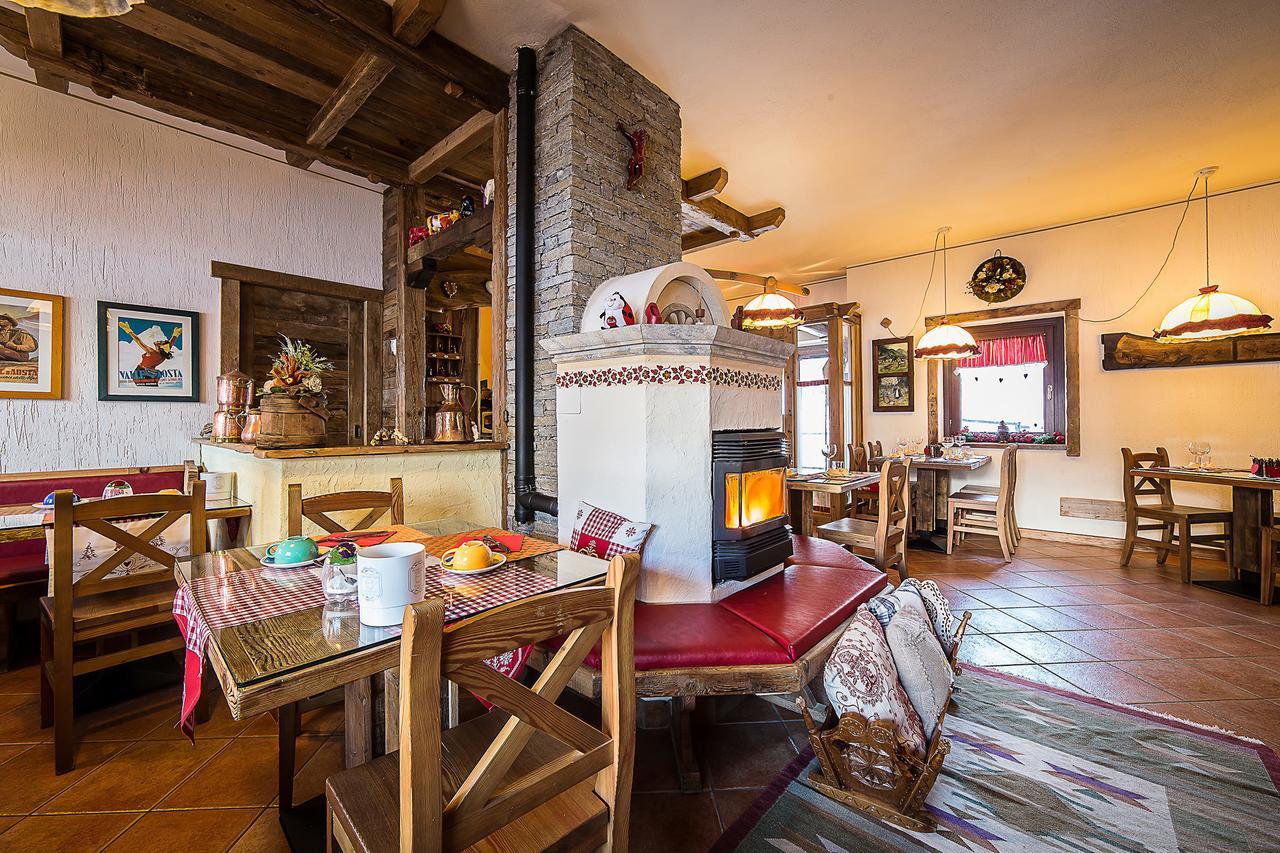 Le Thovex Bed & Breakfast La Thuile Bagian luar foto