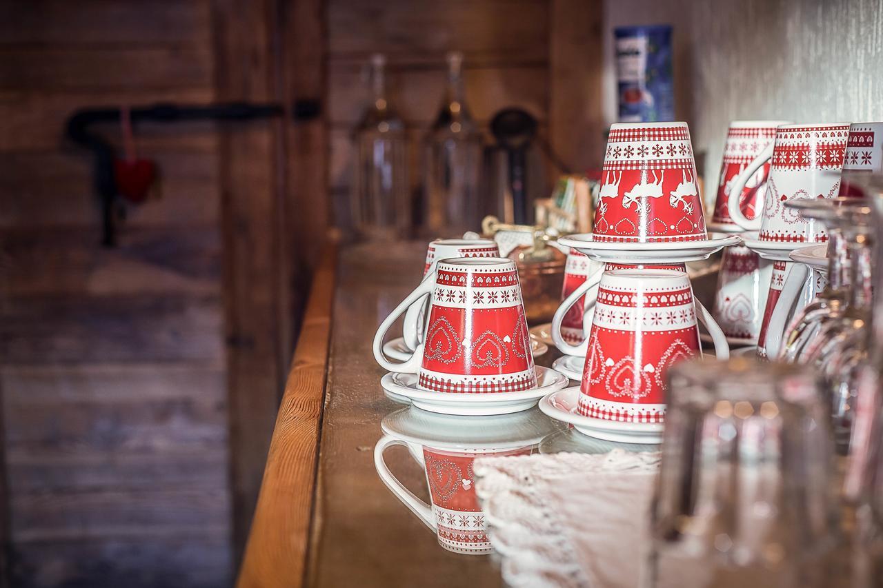 Le Thovex Bed & Breakfast La Thuile Bagian luar foto